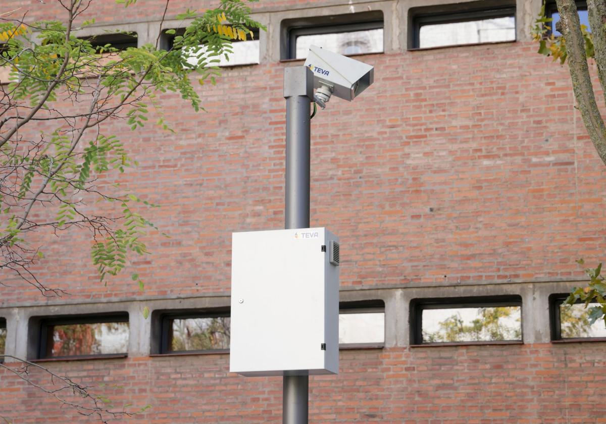 Cámara de vigilancia de la futura zona de bajas emisiones de Valladolid.