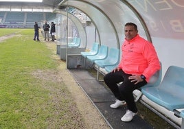 Chuchi Macón dirige un entrenamiento del Palencia Cristo esta temporada.