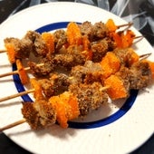 Brochetas de calabaza y carne