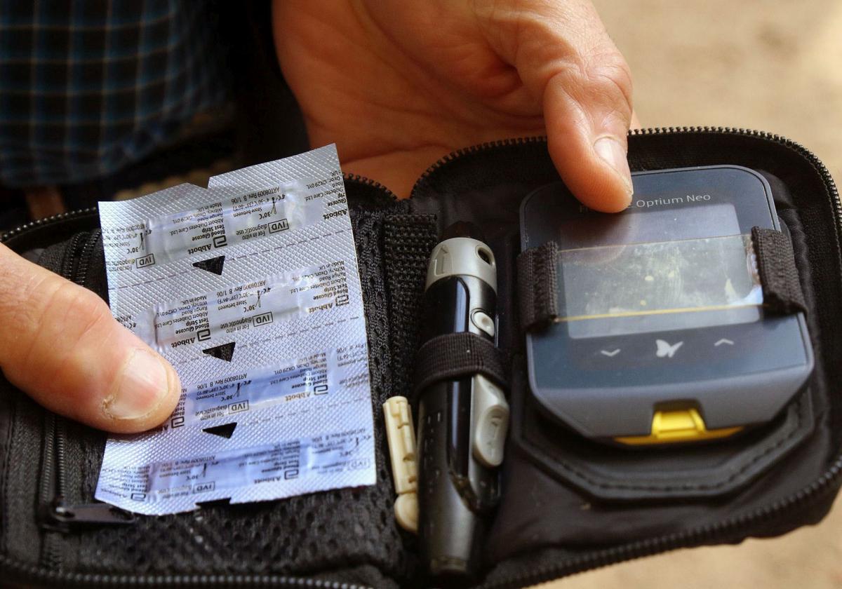 Kit para el tratamiento y el control de un enfermo de diabetes.