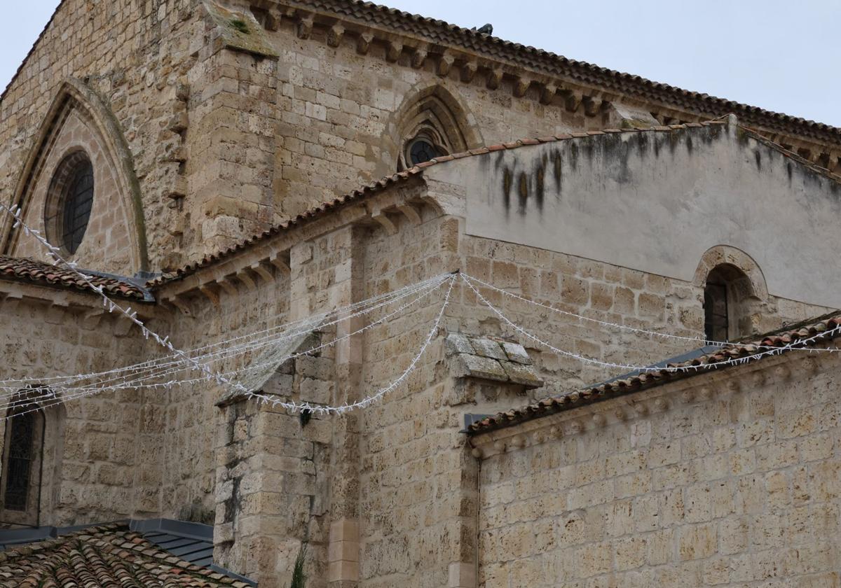 Alumbrado navideño colocado en San Miguel que se va a retirar.