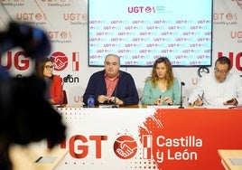 Rueda de prensa de UGT, este miércoles, para valorar la oferta de empleo anunciada por la Junta.