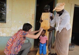 Imagen de archivo de un voluntariado en países en vías de desarrollo.