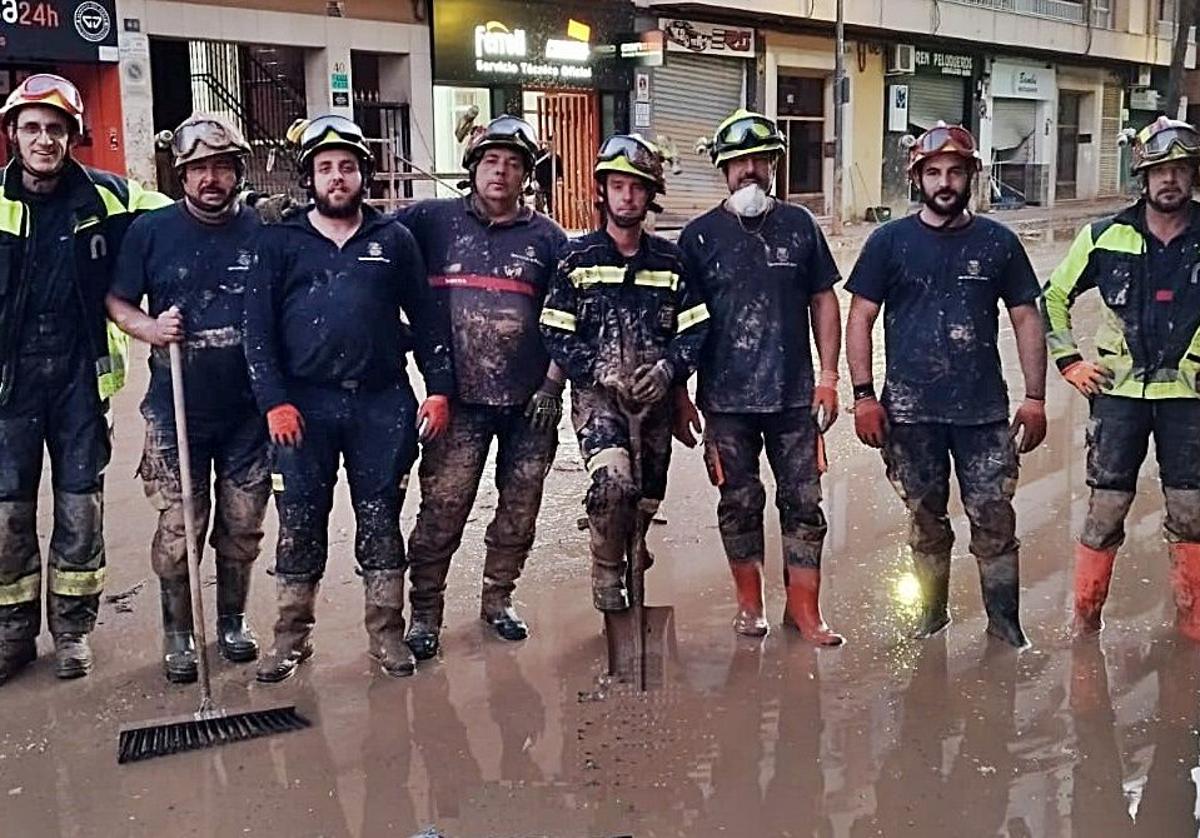 Los bomberos de Guardo enviados para ayudar en las zonas más afectadas por la DANA en Valencia.