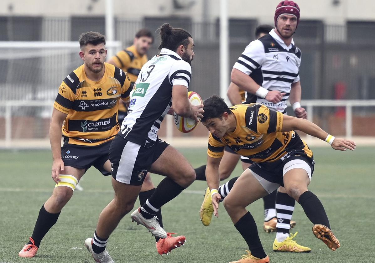 Una acción ofensiva del Chami en su debut triunfal en Copa en Burgos.