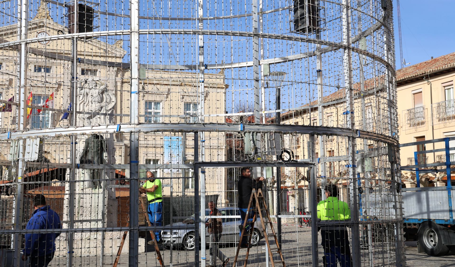 La Navidad asoma por la Plaza Mayor de Palencia