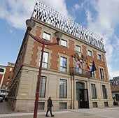 Ratifican la condena a un hombre por rayar el coche a otro que le esperó en el maletero