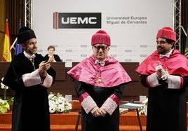 Investidura como Doctor Honoris Causa de la UEMC del investigador Javier Gil Mur.