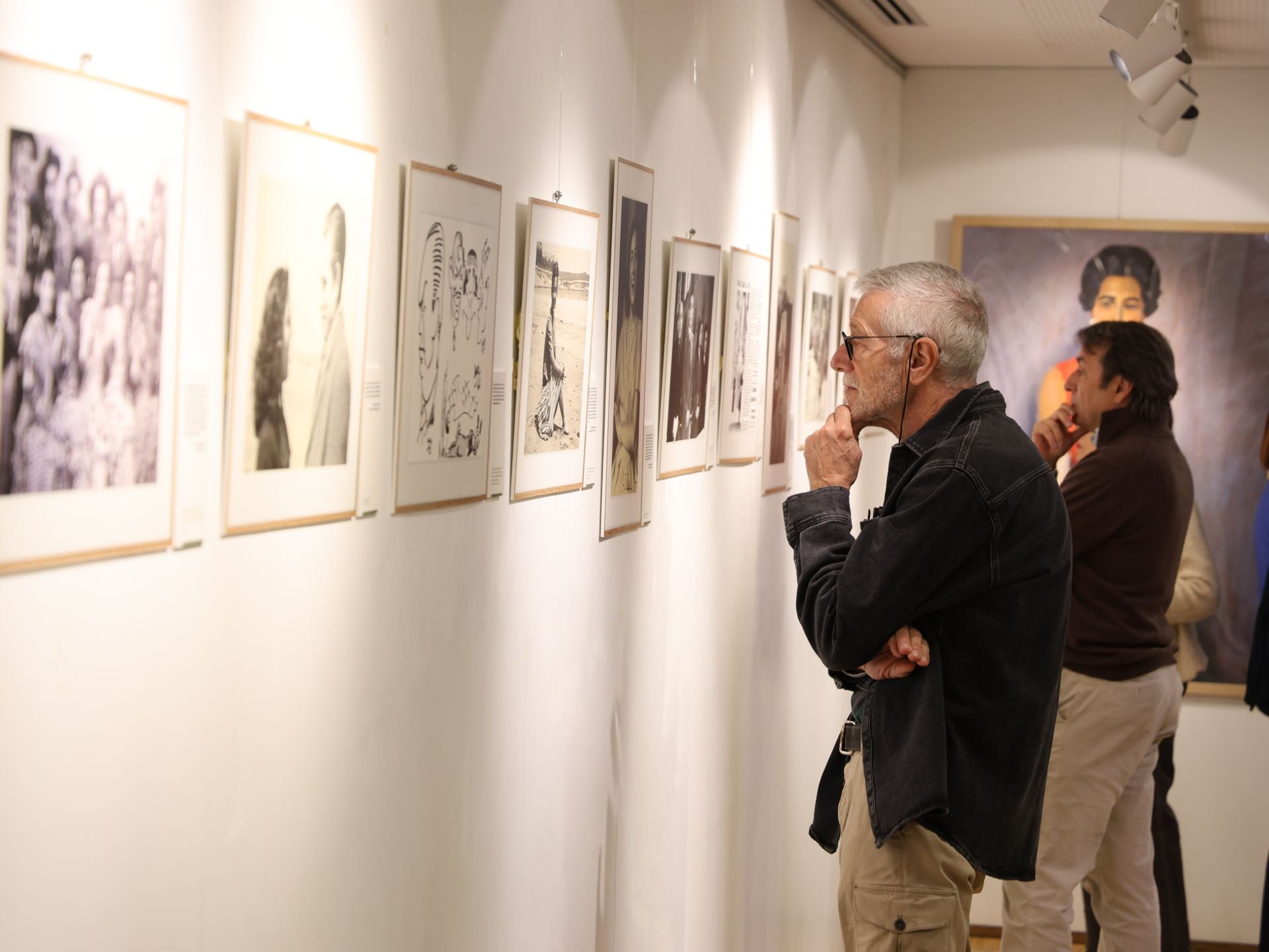 Exposición &#039;Ángeles, el equilibrio de Miguel Delibes&#039;, en el Pabellón de Cristal de Valladolid