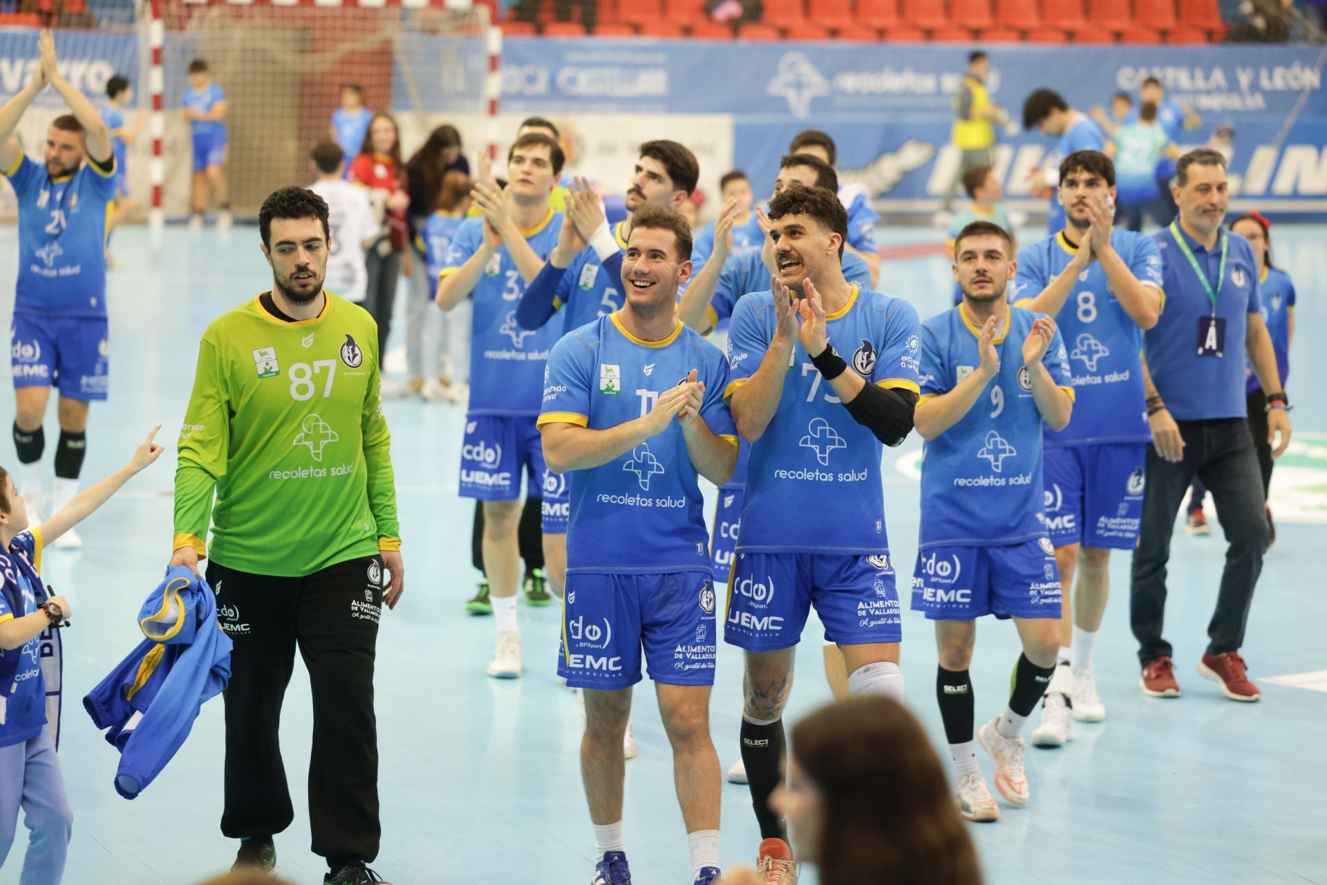 El partido del Recoletas Valladolid y el Tubos Aranda, en imágenes