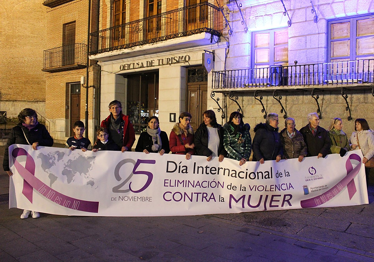 Imagen principal - Acto en la Plaza Mayor