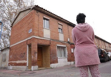 El inminente desahucio de Verónica con sus tres hijos pequeños: «Es muy duro verse así»