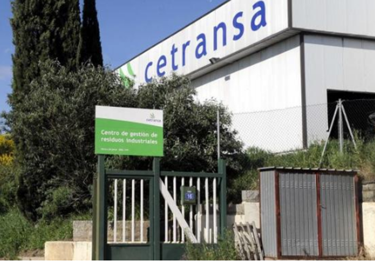 Imagen de archivo de la entrada a la empresa Cetransa, que gestiona el vertedero de Santovenia de Pisuerga.