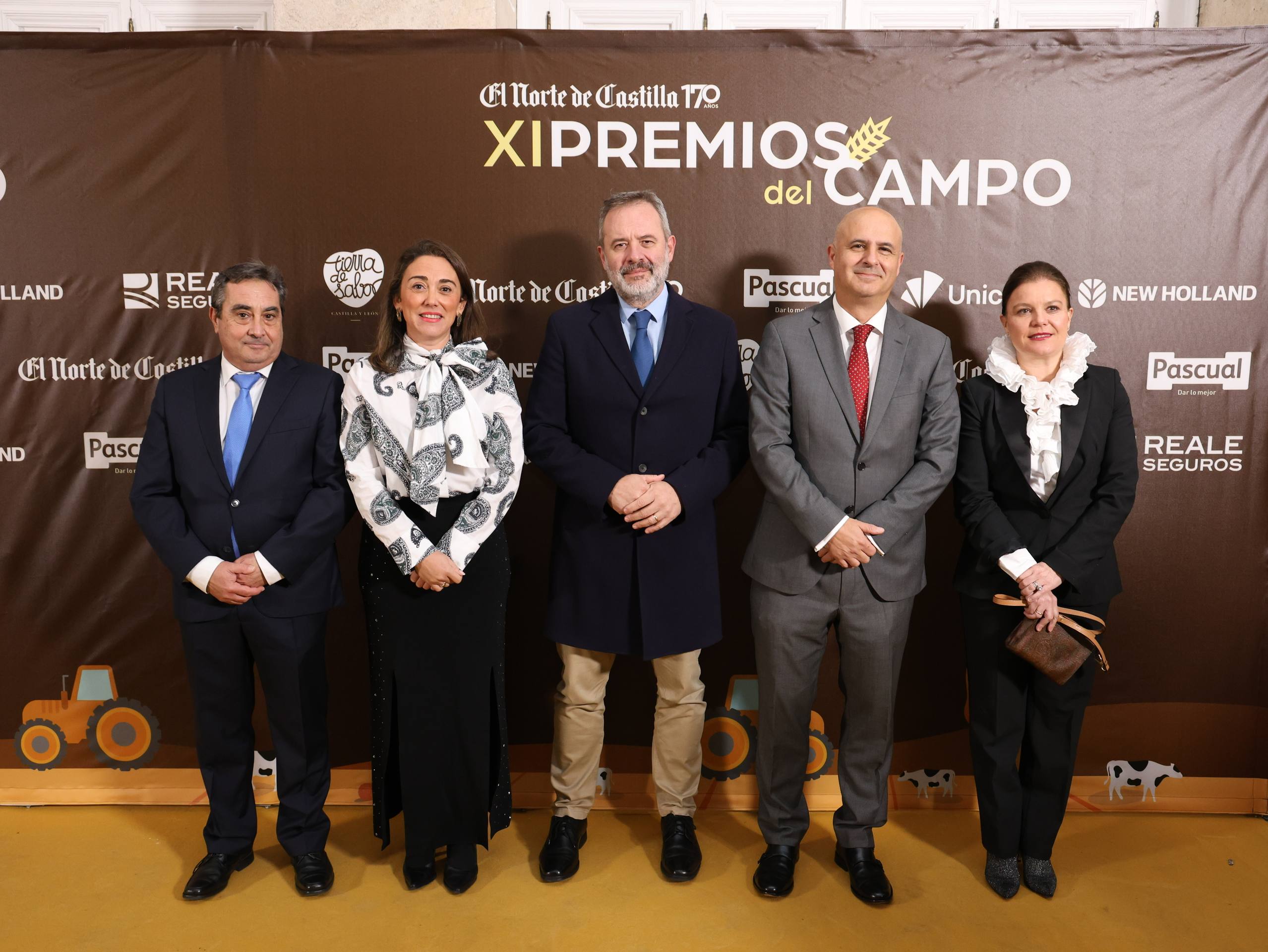 Rafael Saéz (Director General del Itacyl), la consejera María González Corral, Ángel Ortiz (director El Norte de Castilla), Jorge Llorente (Viceconsejero de Política Agraria Comunitaria y Desarrollo Rural) y Cristina Frías (Directora General de la Industria y la Cadena Agroalimentarias)