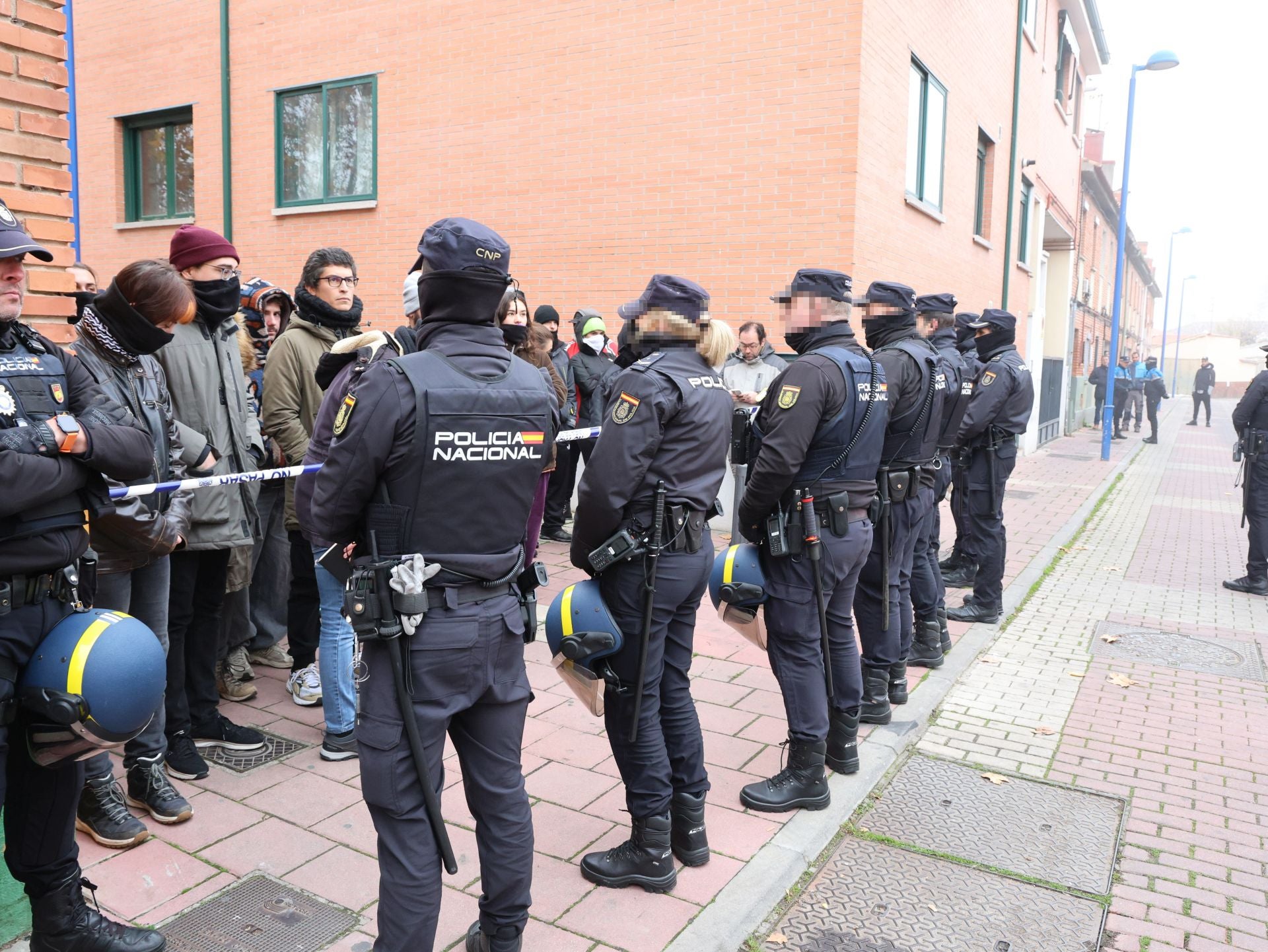 Las imágenes de la protesta del Sindicato de Vivienda en Barrio España