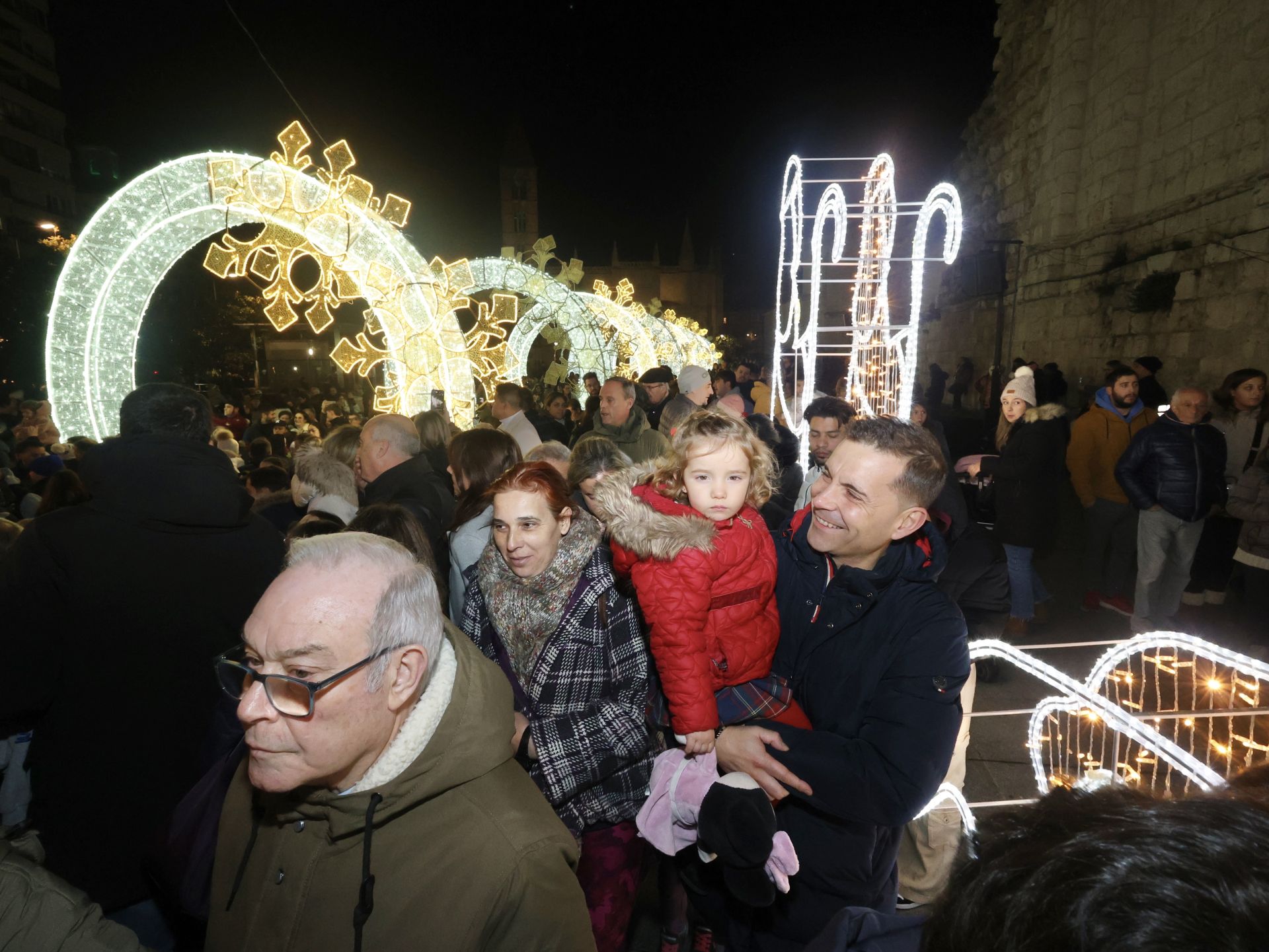 Un recorrido en imágenes por las luces de Navidad en Valladolid