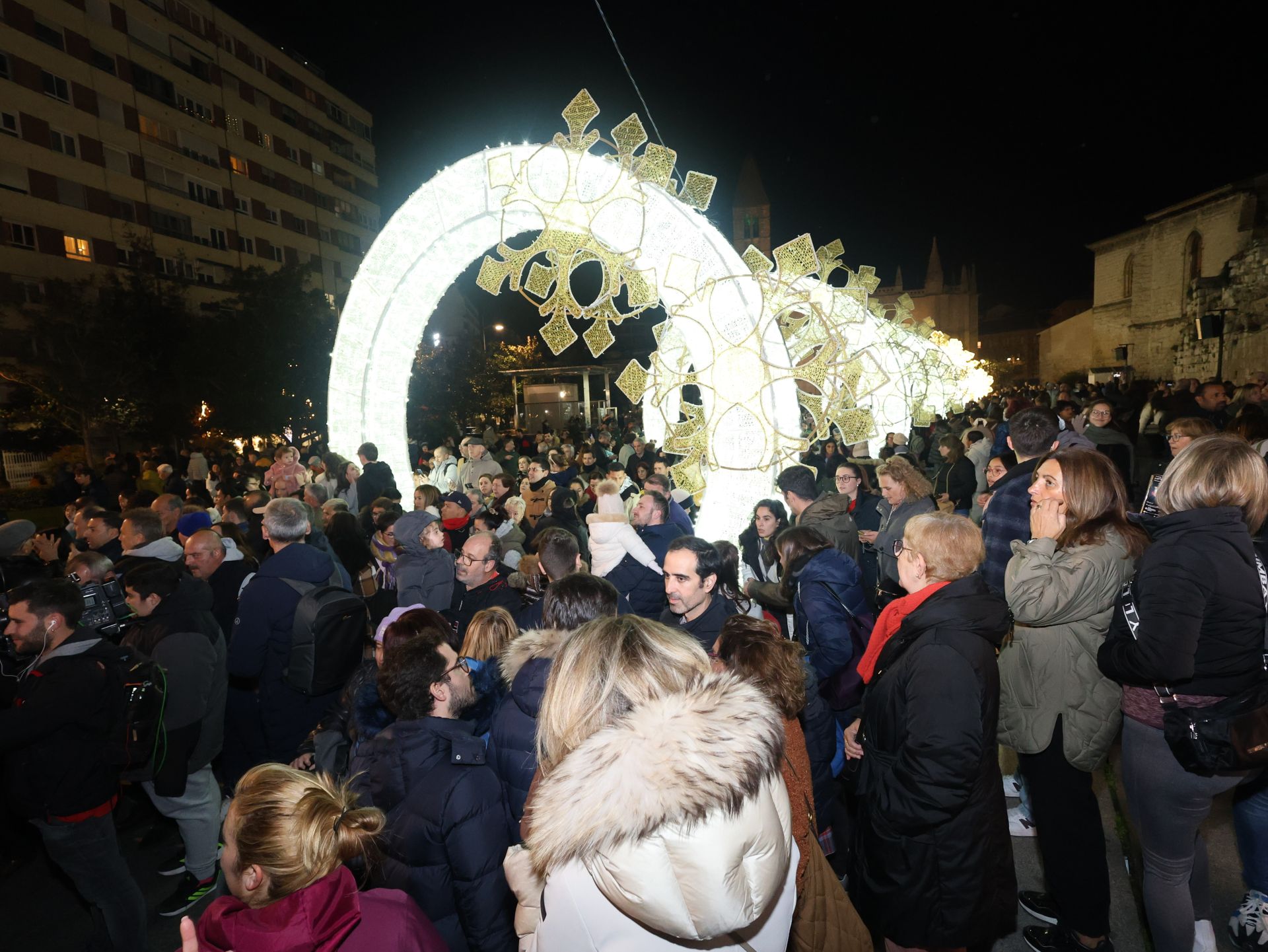 Un recorrido en imágenes por las luces de Navidad en Valladolid