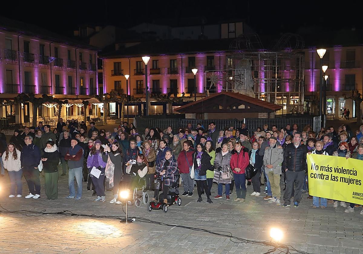 Concentración en el Día contra la Violencia contra las Mujeres, el pasado lunes en la Plaza Mayor.