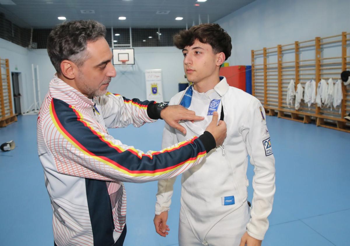 Imagen secundaria 1 - El Duque de Medina del Campo, una década llevando la esgrima al siguiente nivel