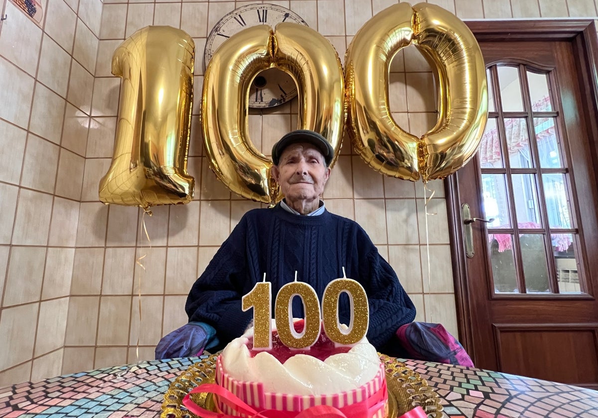 José Fernández cumple 100 años en Boecillo tras toda una vida dedicada al trabajo.