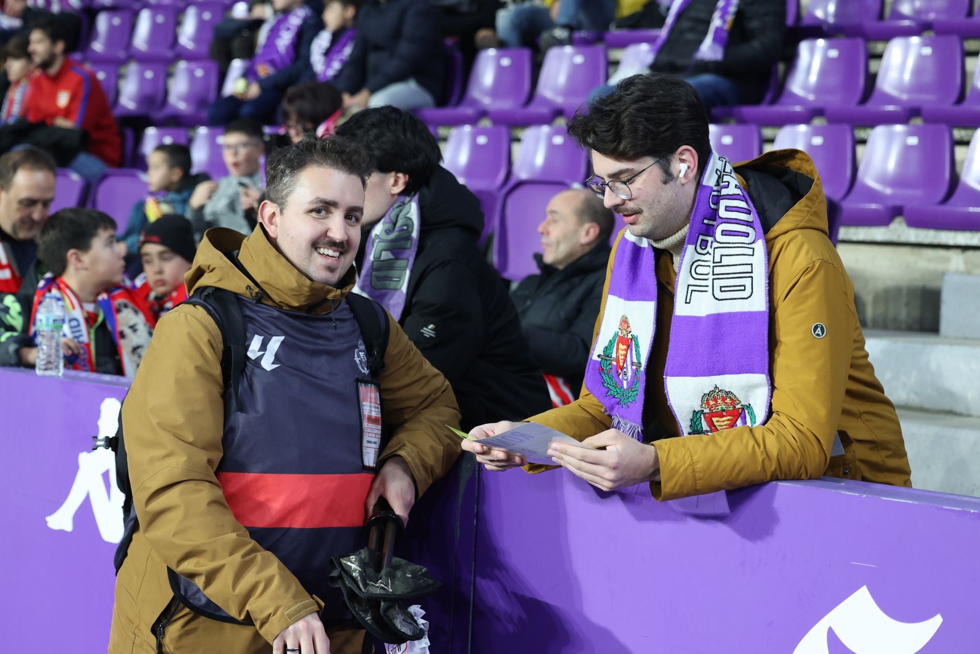 Búscate en la grada del estadio José Zorrilla (2/4)