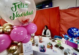 Mercado navideño de la Asociación de Venezolanos de Valladolid.