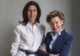 María Teresa Rodríguez Sainz-Rozas, en una imagen reciente con su hija Lourdes Gullón, presidenta actual de la compañía.