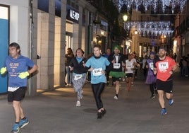 La Carrera de Fin de Año, a su paso por la Calle Real en una edición anterior.