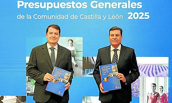 El presidente de la Junta de Castilla y León, Alfonso Fernández Mañueco, comparece en rueda de prensa para presentar el anteproyecto de Ley de Presupuestos Generales de la Comunidad de Castilla y León para el año 2025.
