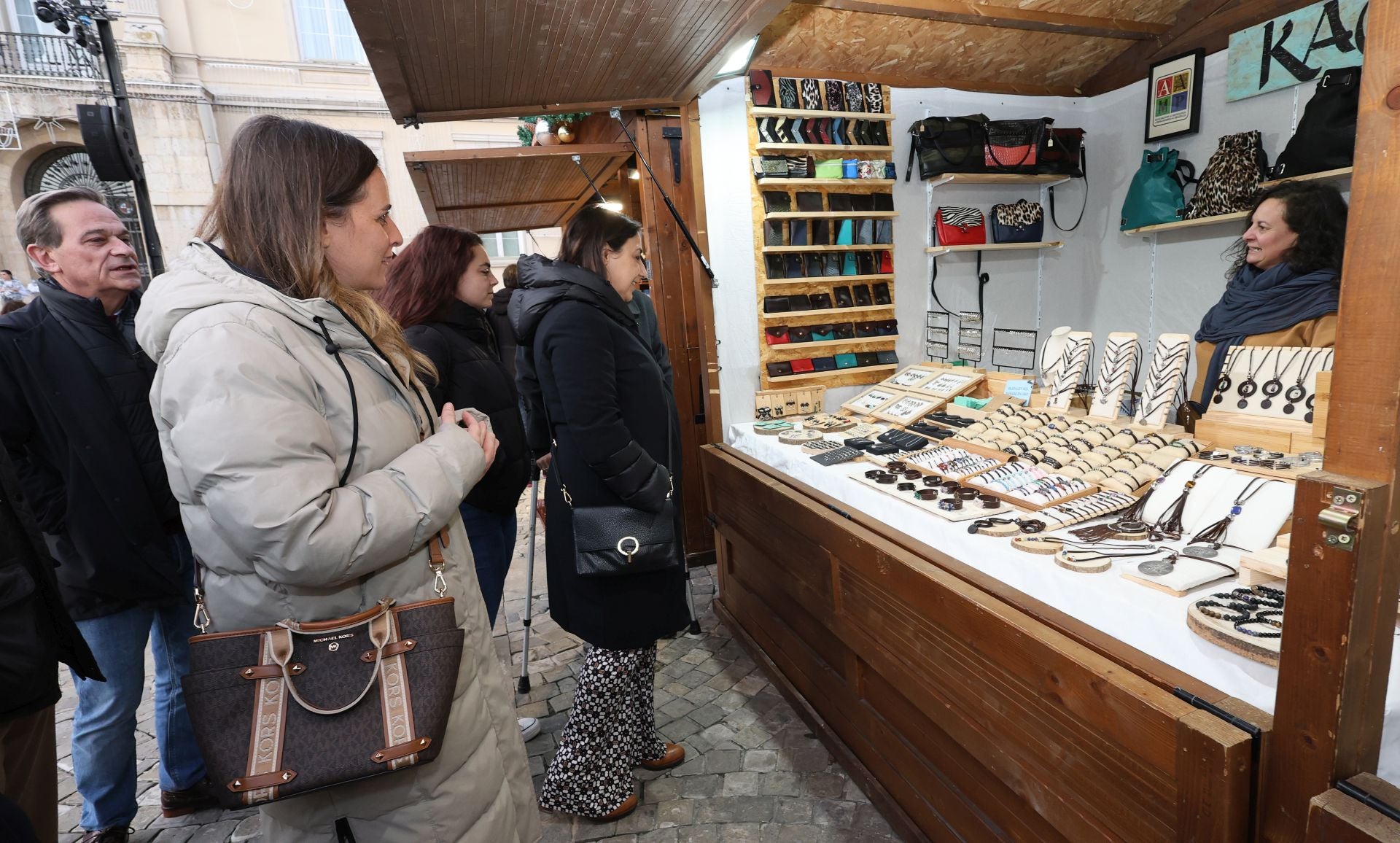 Un mercado para alegrar la Navidad en Palencia