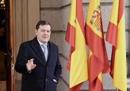 Mañueco, en la recepción del acto del Día de la Constitución en el Congreso.