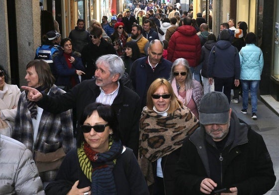 Segovia inicia el puente con cartel del completo en hoteles y restaurantes