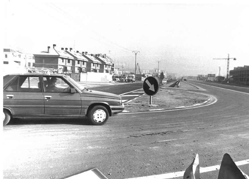 Cruce de acceso a la autovía. Enero de 1992.