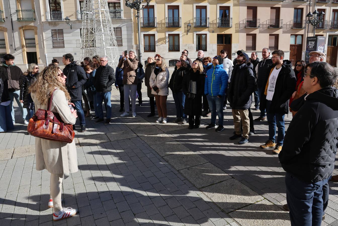 Los turistas colman Palencia en el puente de la Constitución