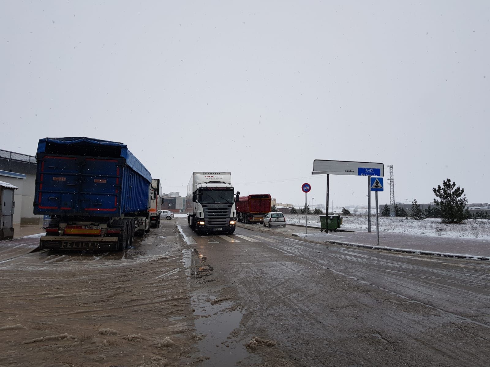 El nivel rojo pasa a amarillo en la circulación de la A-67 en Aguilar