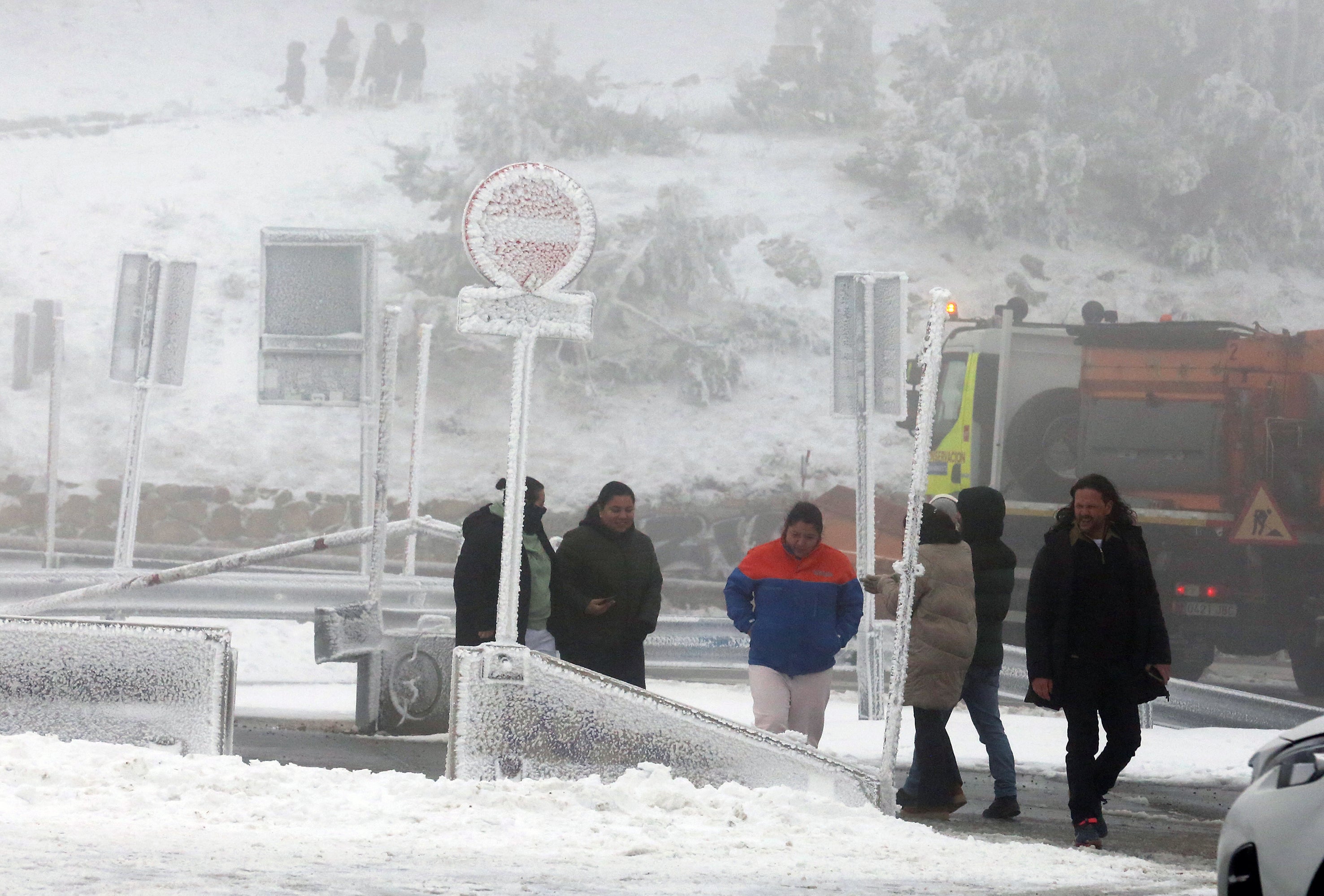 El final del otoño cubre de nieve la vertiente segoviana de la sierra de Guadarrama