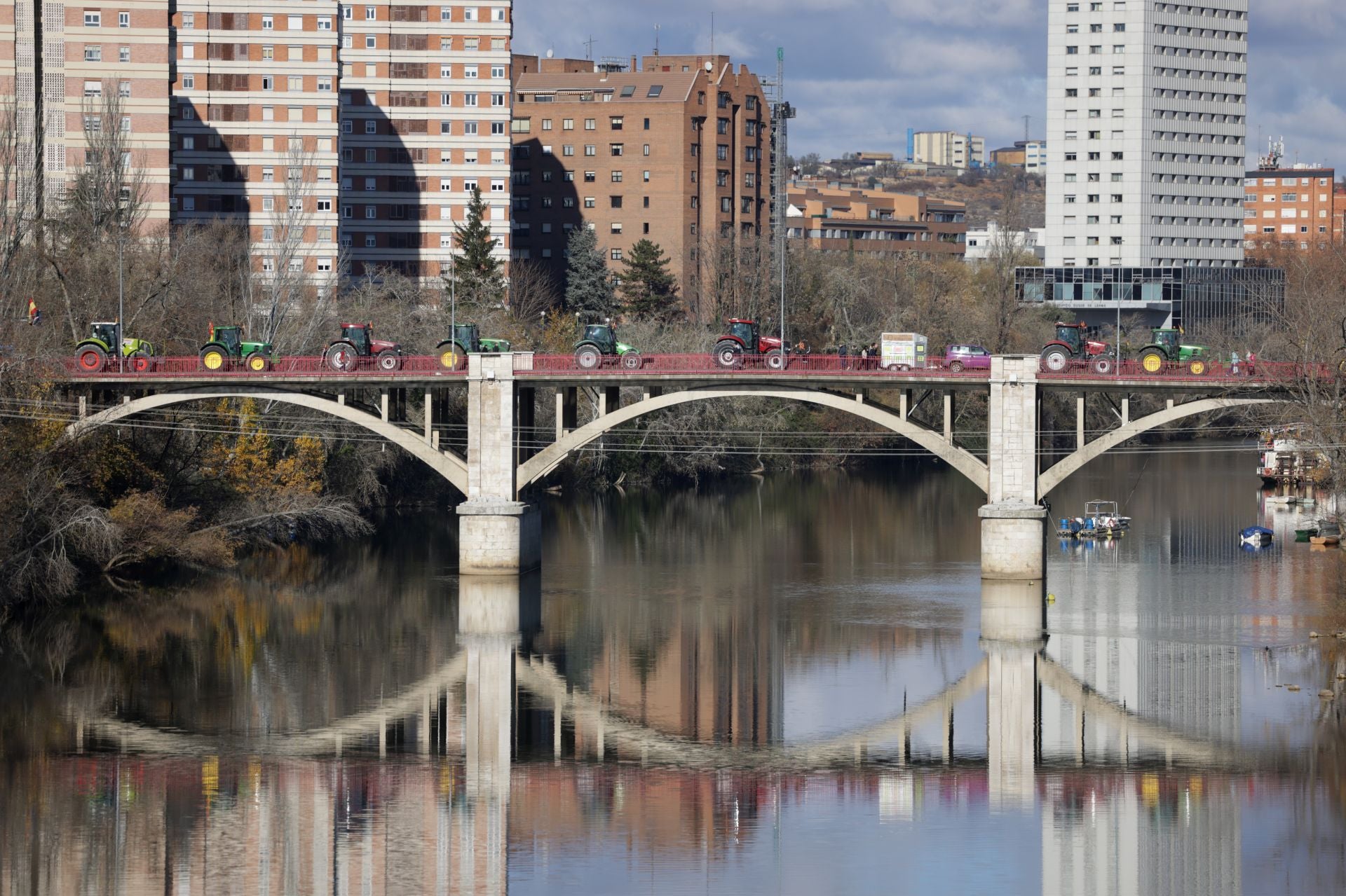 Los tractores vuelven a recorrer Valladolid