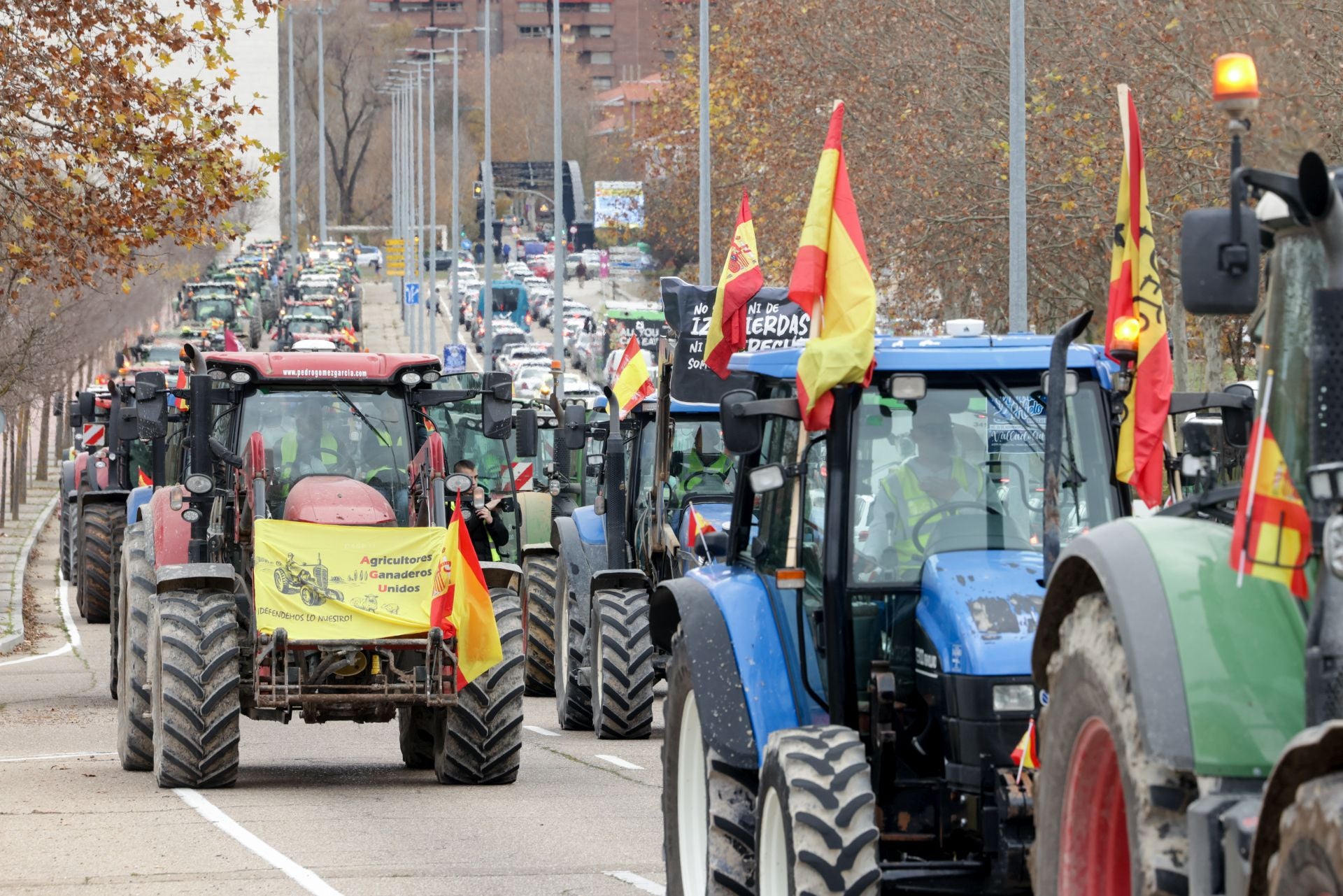 Los tractores vuelven a recorrer Valladolid