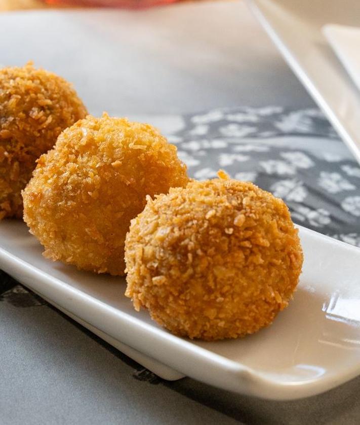 Imagen secundaria 2 - Noodles, gambas y croquetas del restaurante Corinto de Estefanía Luyk.