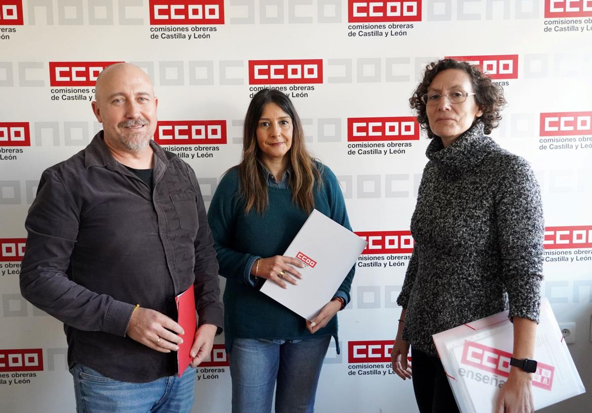 Representantes de CCOO, este jueves durante una rueda de prensa en Valladolid.