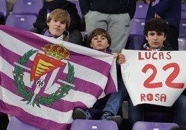 Búscate en la grada del estadio José Zorrilla (2/4)