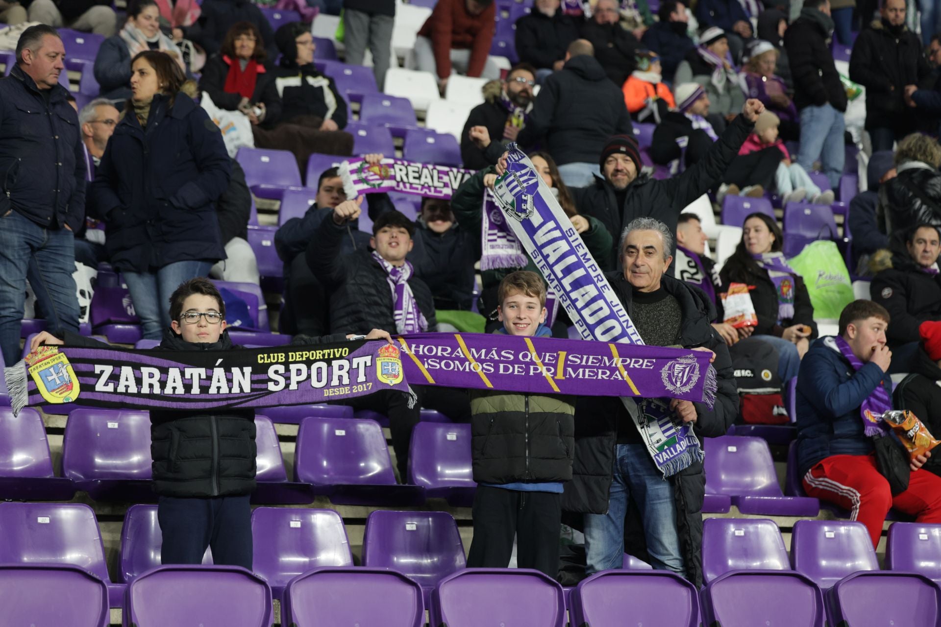 Búscate en la grada del estadio José Zorrilla (3/4)