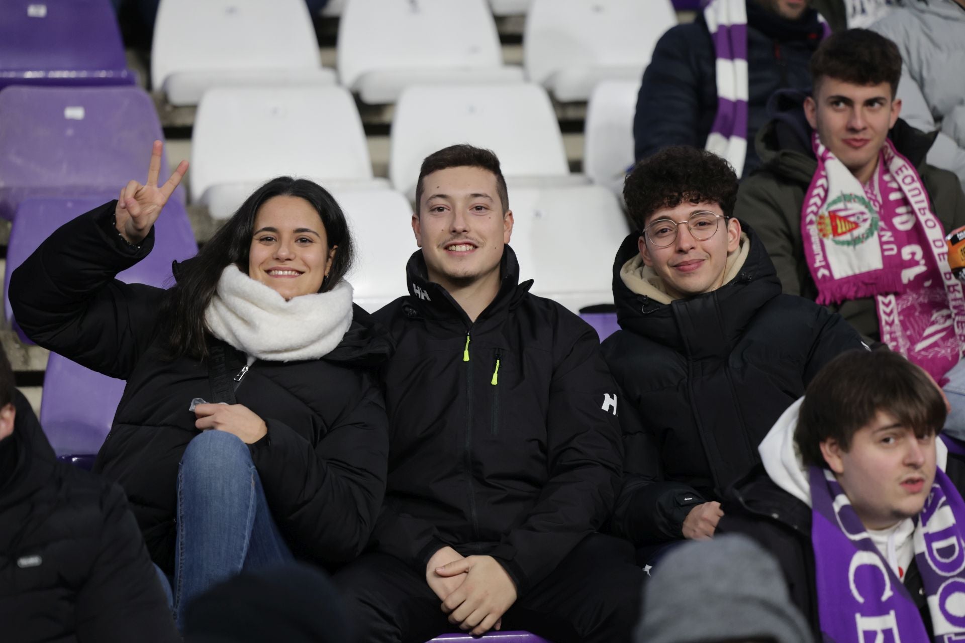 Búscate en la grada del estadio José Zorrilla (3/4)