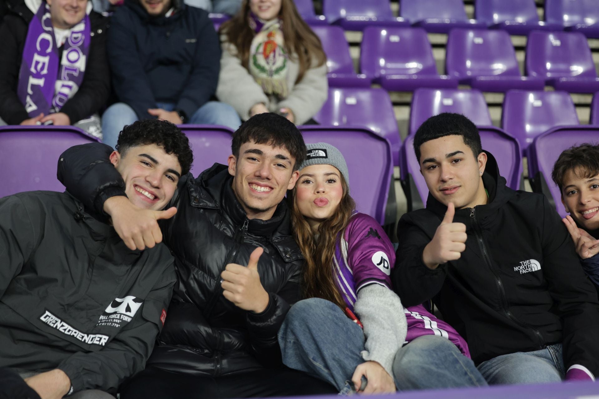 Búscate en la grada del estadio José Zorrilla (3/4)