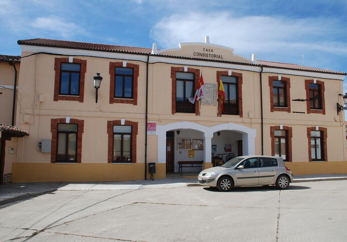 Casa Consistorial de Báscones de Ojeda, una de las que han sido víctimas de robos.