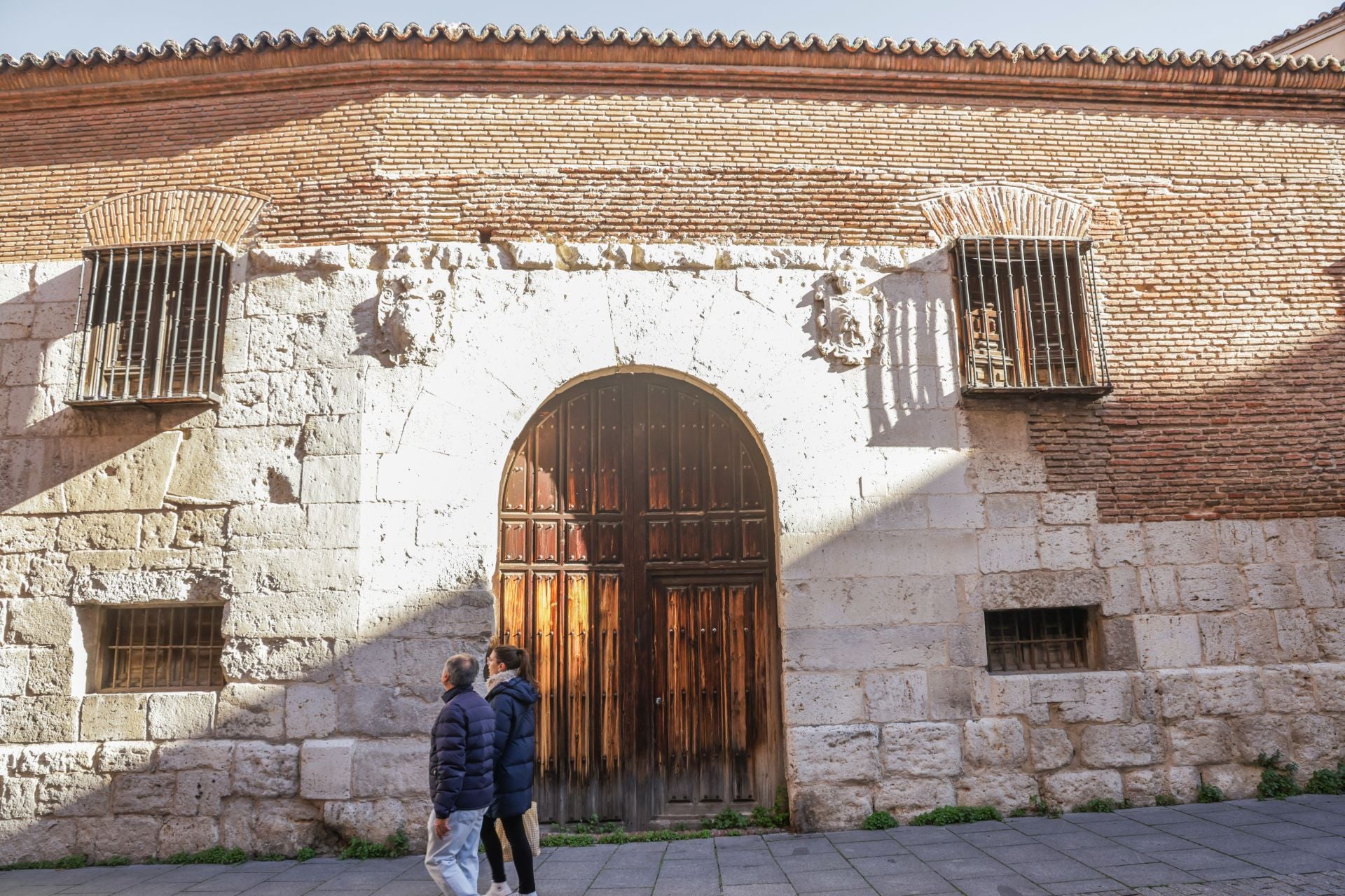 Un recorrido en imágenes por la calle Expósitos