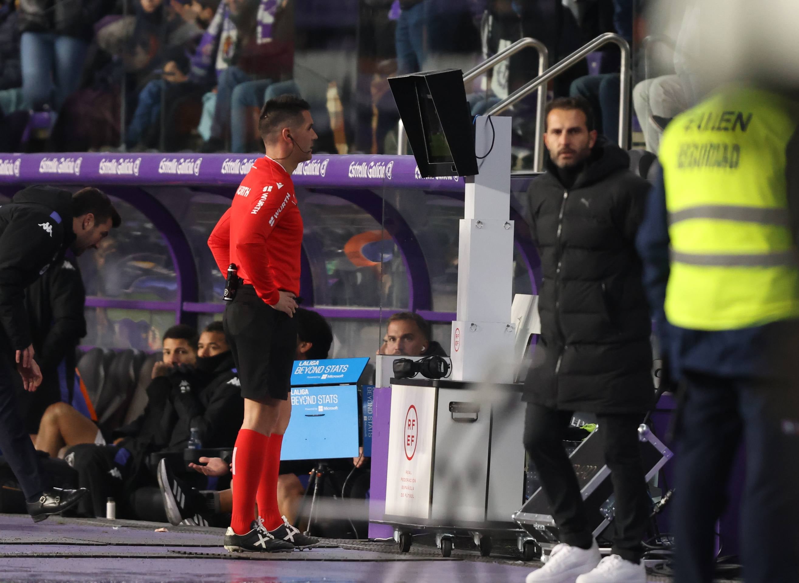 El triunfo del Real Valladolid ante el Valencia, en imágenes