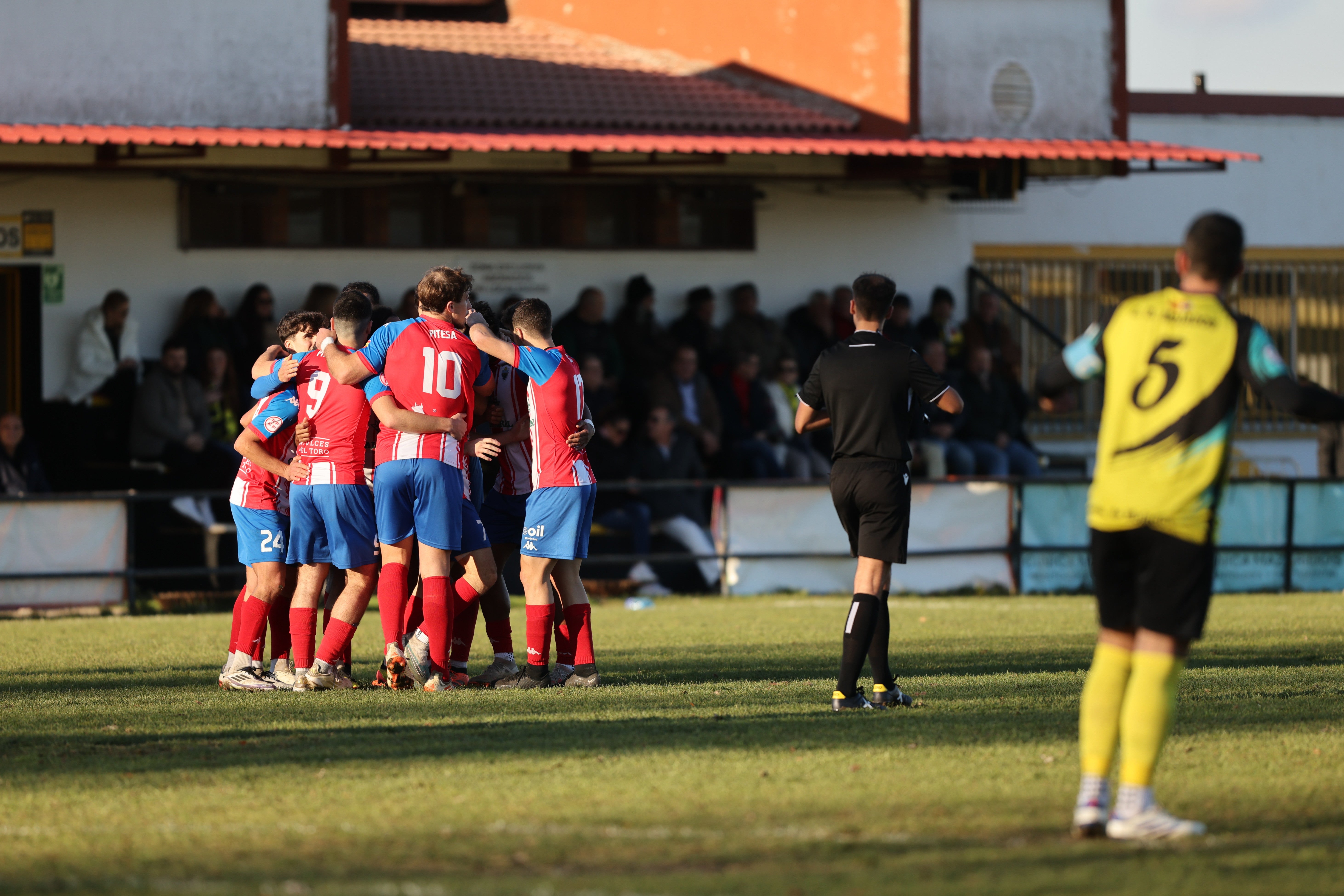 La goleada del Tordesillas al Mojados, en imágenes