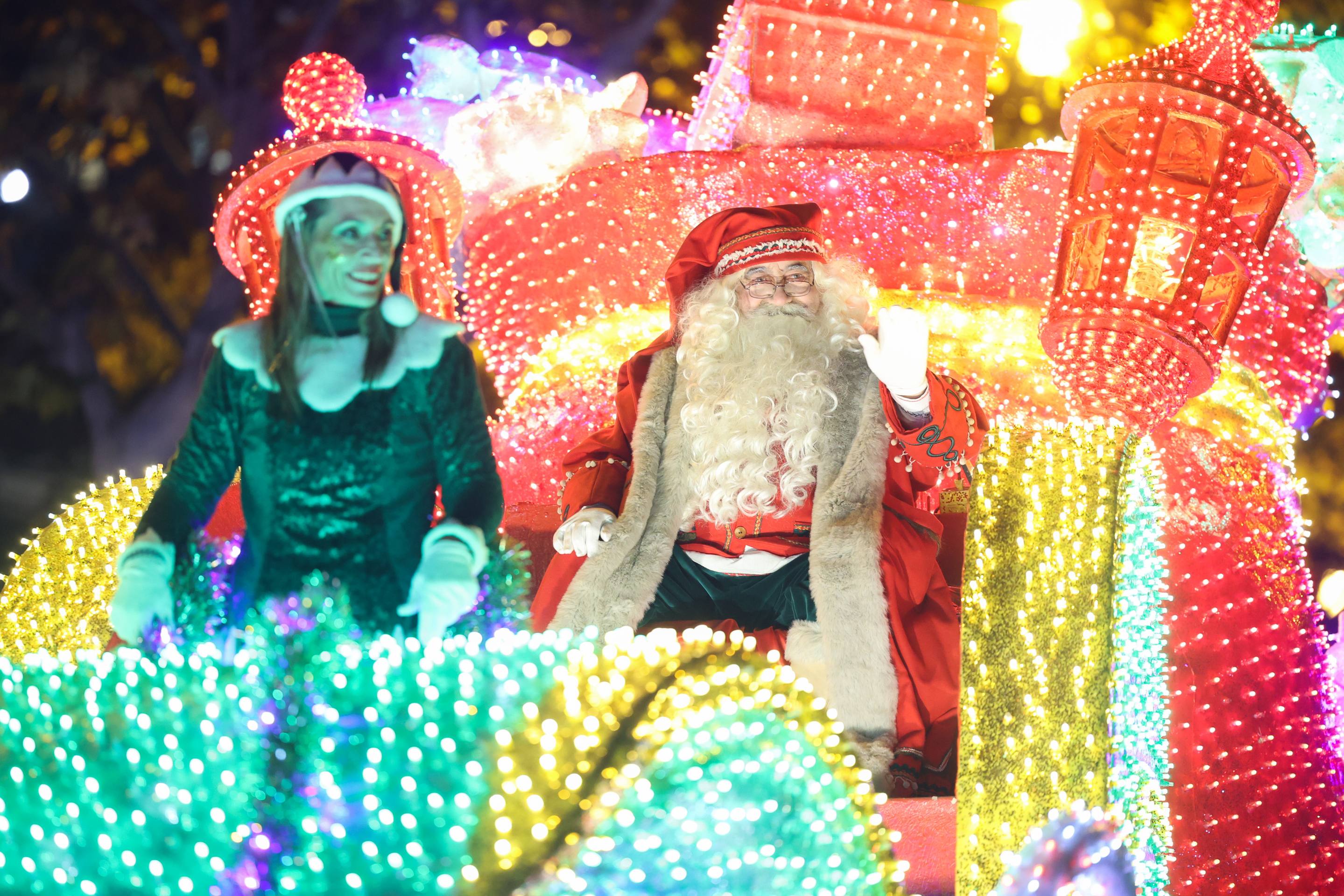 Las imágenes de la Cabalgata de Papa Noel en Valladolid