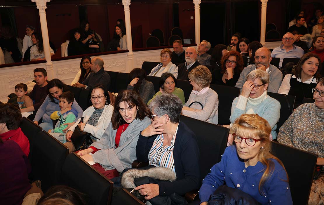 Nena Daconte llena el Teatro Principal de Palencia